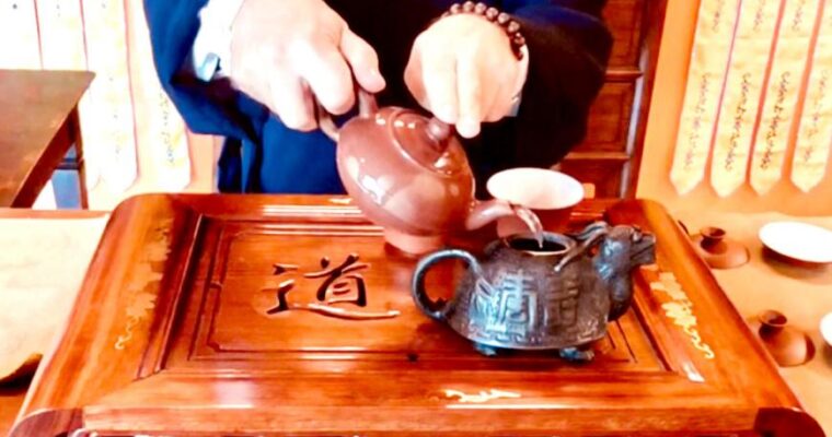 Bere il tè: quanto, quando, quale e perché, secondo la Medicina Tradizionale Cinese