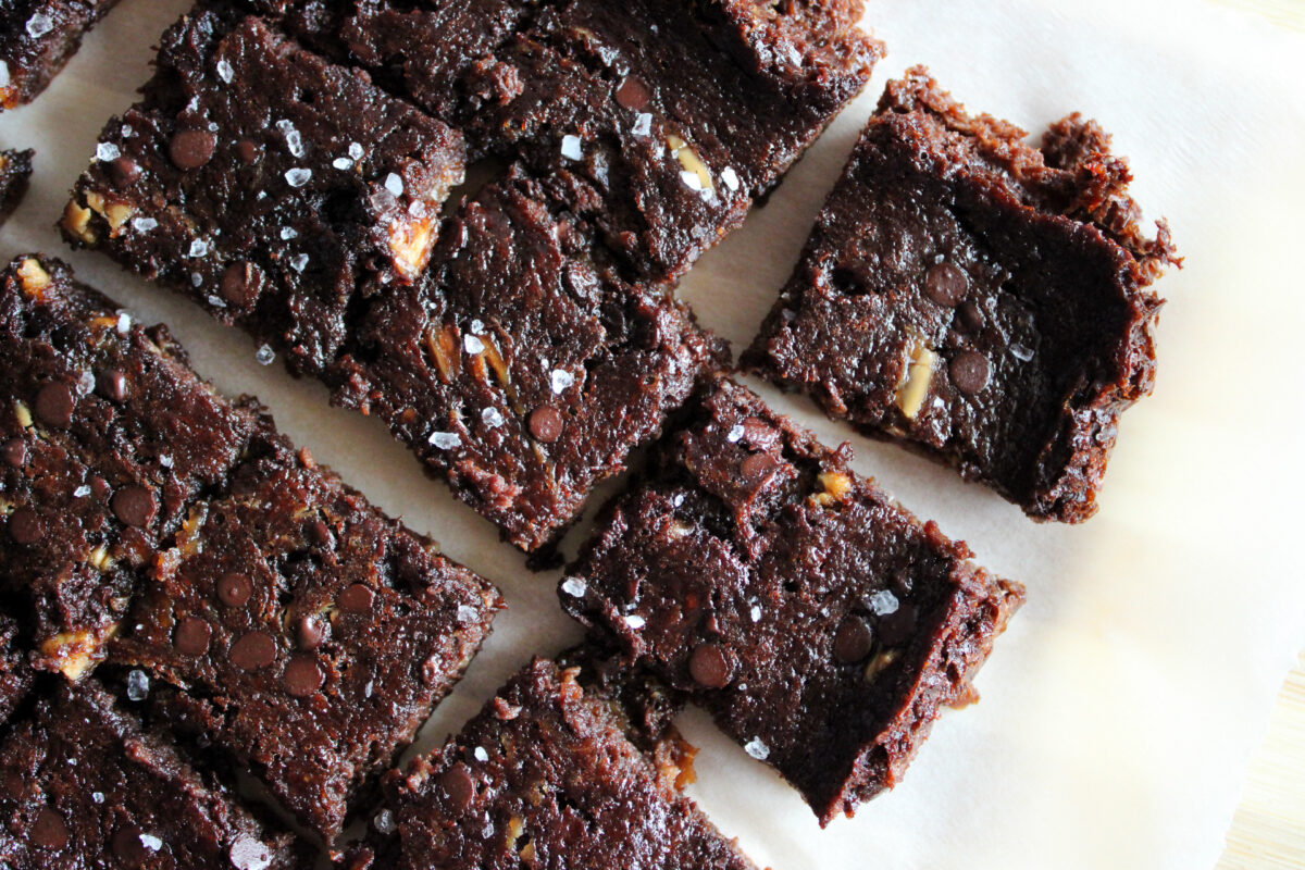 Brownies cioccolato, banana e burro di mandorle